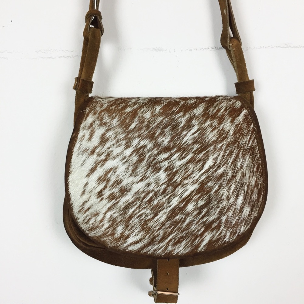 Vintage brown suede saddle bag pony hair white 70s